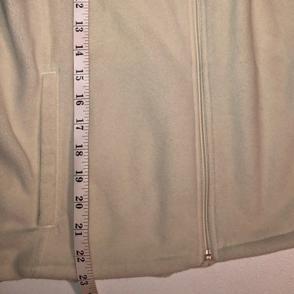 Woolrich Beige Fleece Vest Medium - Picture 7 of 8